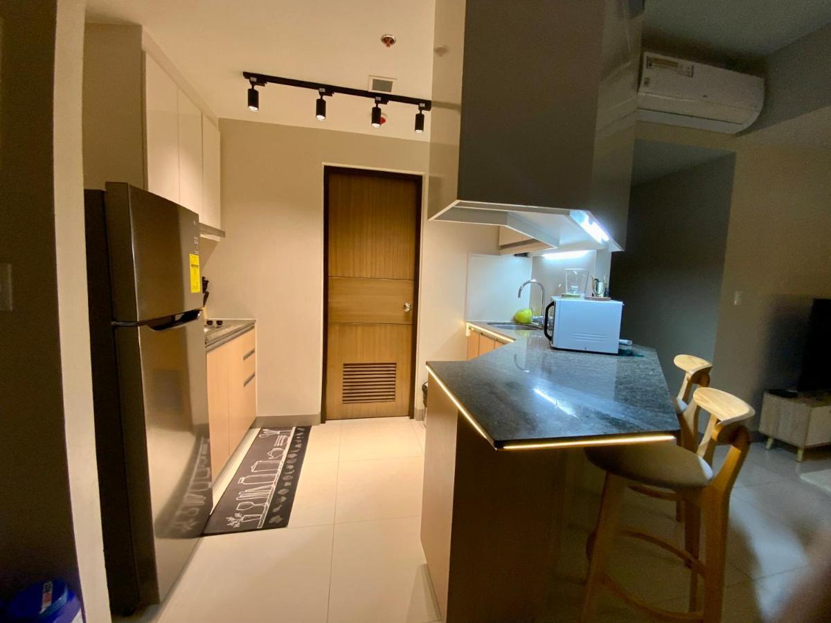 Classy 2Br Suite At Eastwood City With Pool And City Skyline View Manila Dış mekan fotoğraf