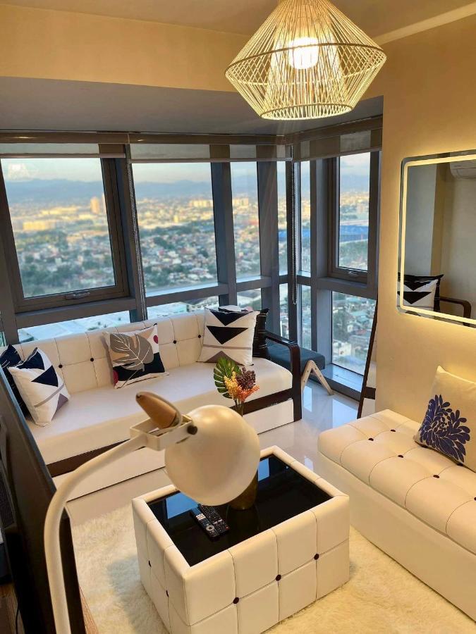 Classy 2Br Suite At Eastwood City With Pool And City Skyline View Manila Dış mekan fotoğraf